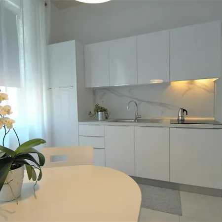 Apartment Althamer Palace